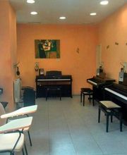 roland-solo-piano-sillas-pianos-03.jpg