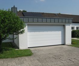 Sectionaltor mit Funkmotor