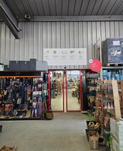 Mr.Bricolage Relais Eaunes image 5