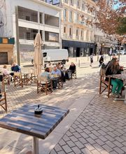 Café de L'Opéra image 3