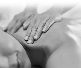 Die Massagetherapeutin Susanne Thorndike Bild 1
