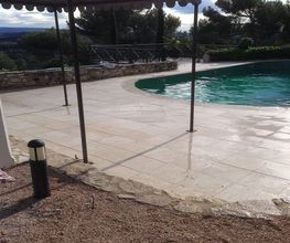 Les Batisses Provencales image 6