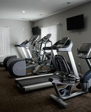 Sterling Pointe Apartments image 4