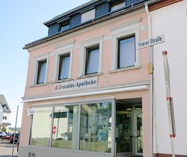 Aussenansicht der Donatus-Apotheke