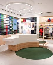 Lacoste Coquelles Cité Europe image 3