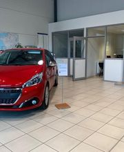 Peugeot Garage Lioret Agent image 3