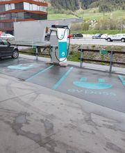 Shell Recharge Charging Station Bild 1