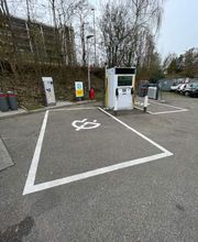 Shell Recharge Charging Station Bild 1