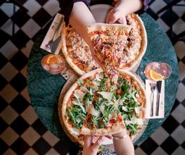L´Osteria Pizza_people