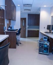 RapidCare Emergency Room - Galleria Houston 24 Hr Urgent ER Care image 15