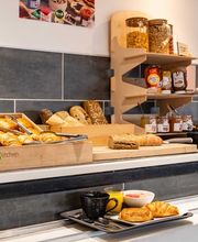 B&B HOTEL Grenoble Université 2 - image 10