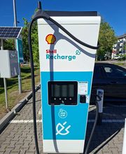 Shell Recharge Charging Station Bild 1