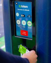 e-Totem Charging Station image 3