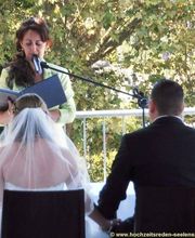 Freie Trauung von Hochzeitsrednerin Jasmin L. Wagenblaß