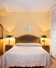 Hostal Guzmán El Bueno by gaiarooms imagen 1