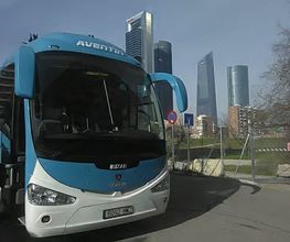 AUTOBUS_60PLAZAS.jpg