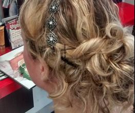 HELENE COIFFURE image 15