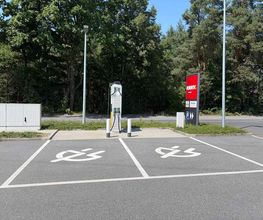 Shell Recharge Charging Station Bild 2