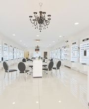 Opticien CHECY Optical Center image 1