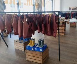 Outdoor Store Born Bild 9