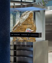 On Flagship Store Zurich Limmatquai Bild 5