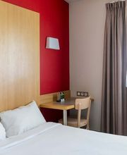 B&B HOTEL Troyes Barberey image 1