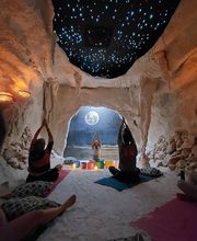 Salt Therapy Grotto & Spa image 3