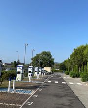 bp pulse Charging Station image 8