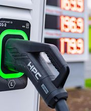 Shell Recharge Charging Station Bild 14