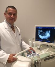 DR. EMMANUEL LUGO imagen 2