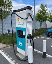 Shell Recharge Charging Station Bild 1