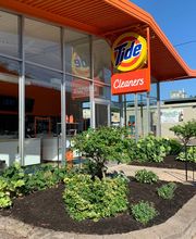 Tide Cleaners image 16