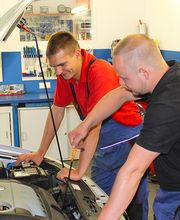AFZ - KFZ Werkstatt Bild 1