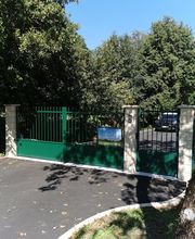 Luxury Garden Home image 12