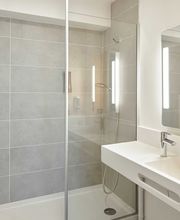 B&B HOTEL Marne-la-Vallée Val d'Europe image 8