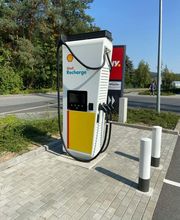 Shell Recharge Charging Station Bild 1