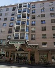 batiment-de-la-pharmacie-sun-store-geneve-plainpalais