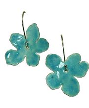 Boucles d'oreilles Collection Botanie
Techniques : Argent massif émaillé.
Créations & pièces uniques par Salomé Osorio.
