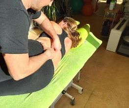 Physiotherapie Kaufmann / Massage / Therapie / Dry Needling Bild 7