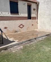 Terrasse en dallage GRES CERAME imitation bois et ALVEOSTAR Beige sur la commune de VENDIN LE VEIL