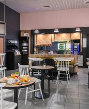 B&B HOTEL Lyon Centre Perrache image 13