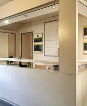 B&B HOTEL Saclay image 9