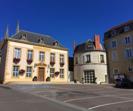 Mairie - Bourbon-Lancy image 7