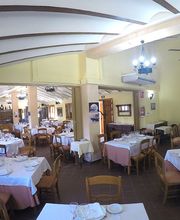 Restaurantefuentesdelmarques-interior.jpg