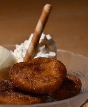 Restaurant Oldtimer Galerie Bild 6