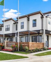 Grenadier Homes - Ten Mile Creek Townhomes image 1