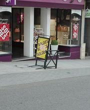 Margotine Laval image 1