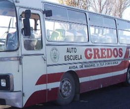 autoescuela-gredos-autobus-02.jpg