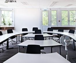 WISS Schulen für Wirtschaft Informatik Immobilien Bild 1