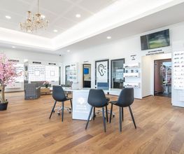 Opticien ÉCHIROLLES Optical Center image 7